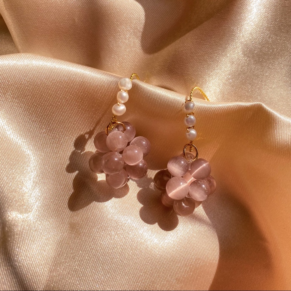 Pearls Crystal Grapes Hook Earrings - Picture 2 of 5